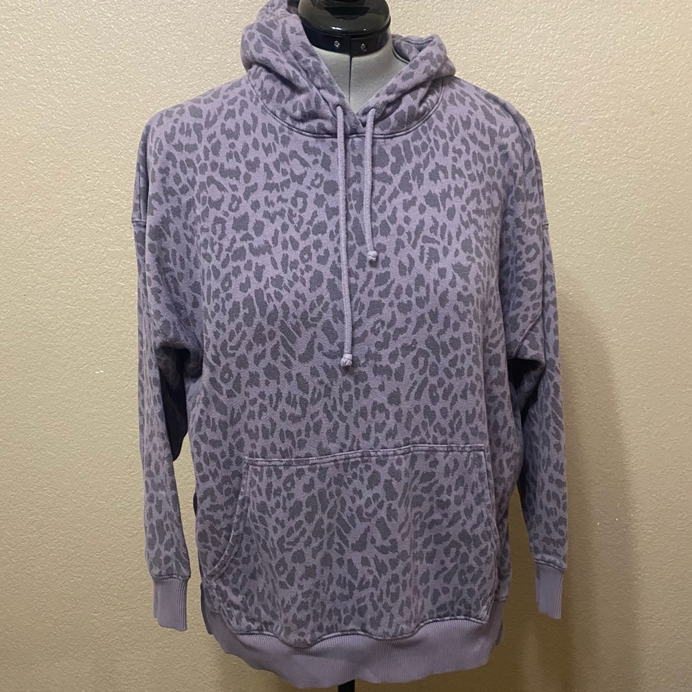 American Eagle Ahh-Mazingly Soft Purple Animal Print Pullover Hoodie Sweater Top